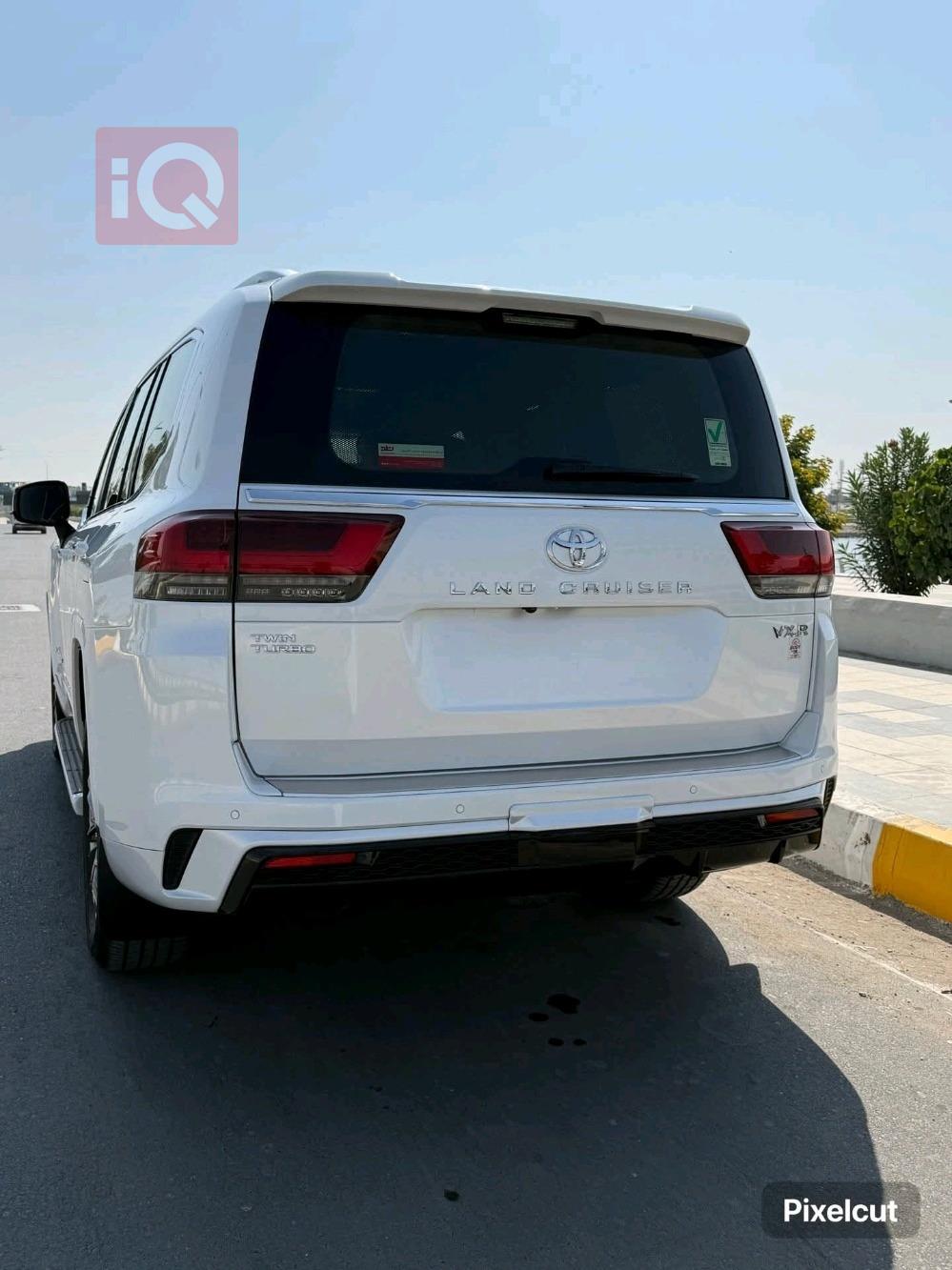 تويوتا لاندكروزر